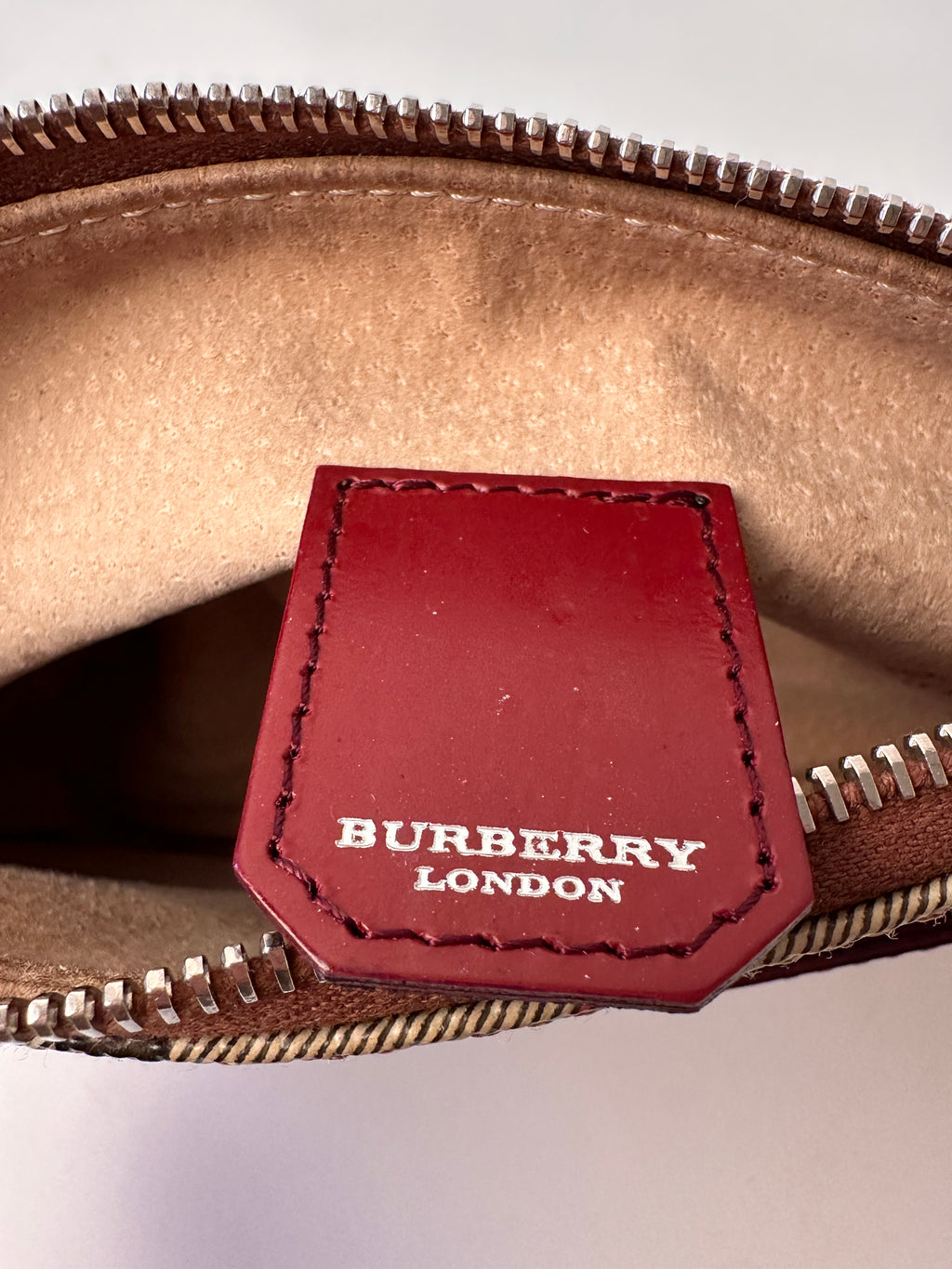 BURBERRY London Haymarket Pochette