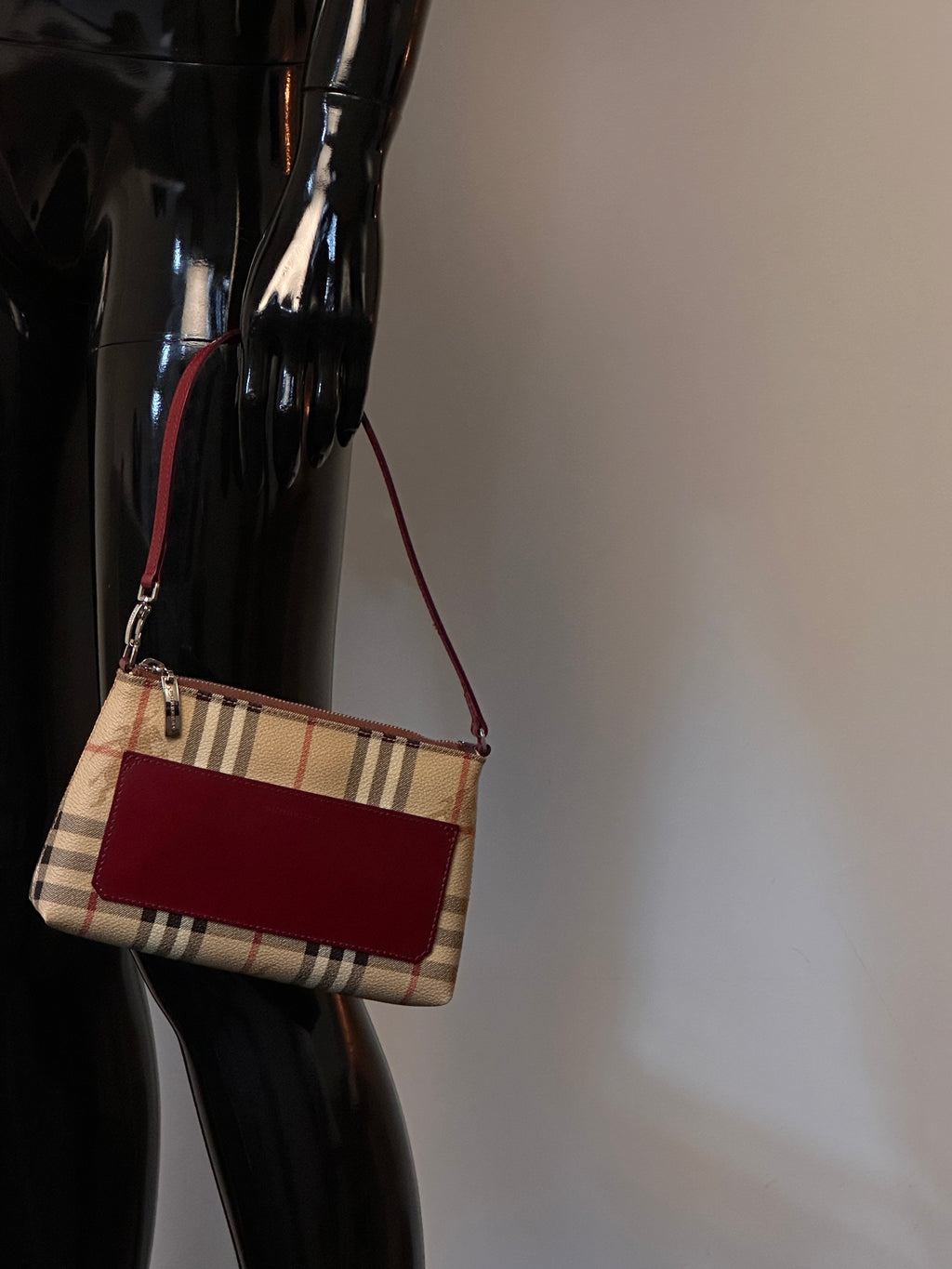 BURBERRY London Haymarket Pochette