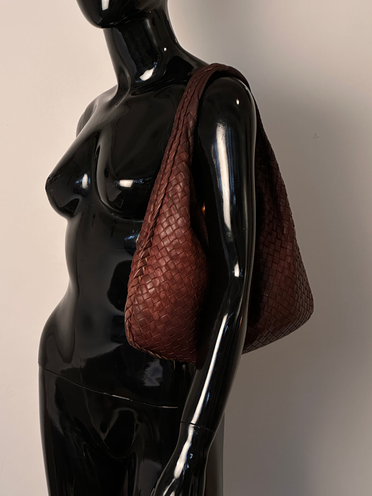 Bottega Veneta Medium Veneta