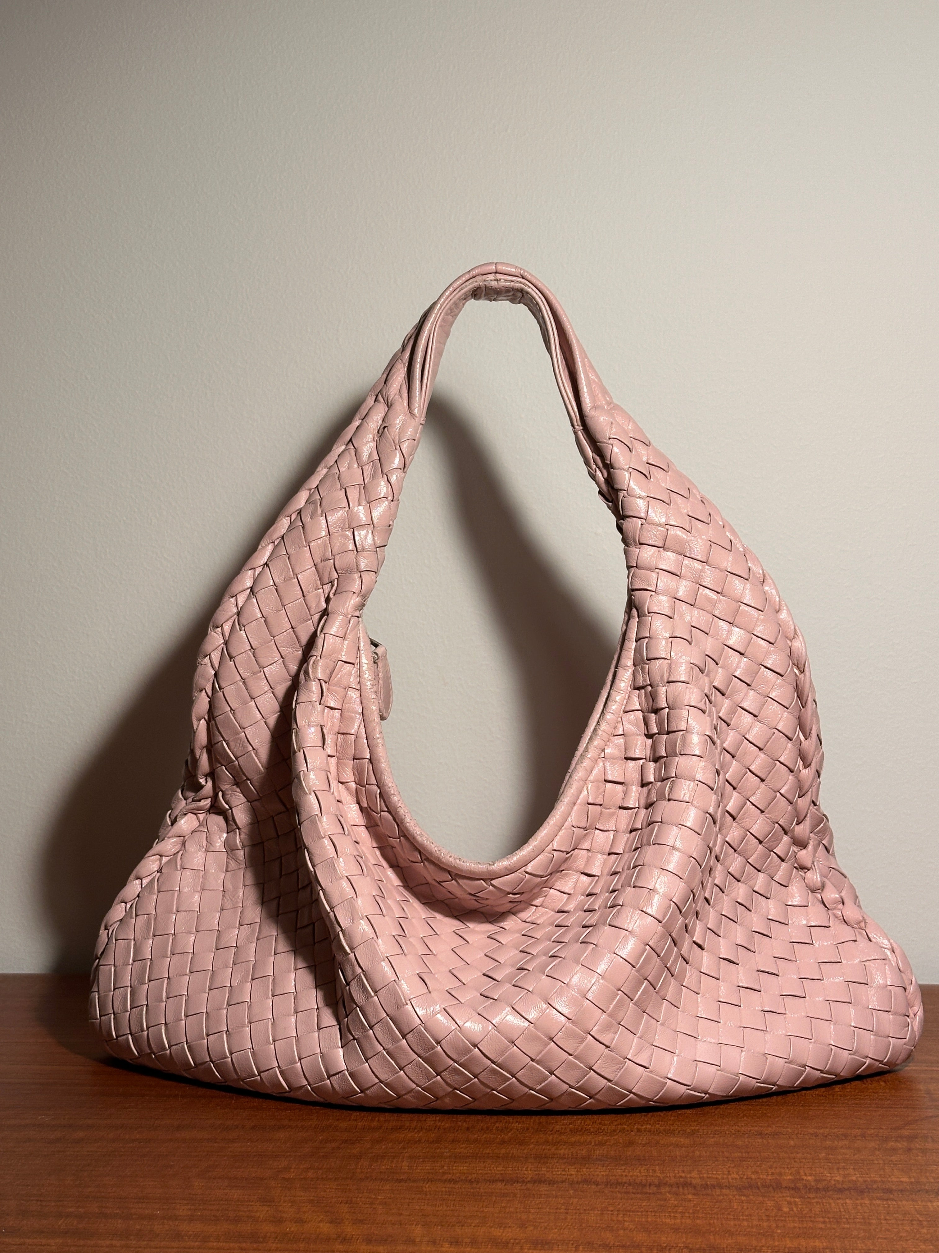 Bottega Veneta Medium Veneta