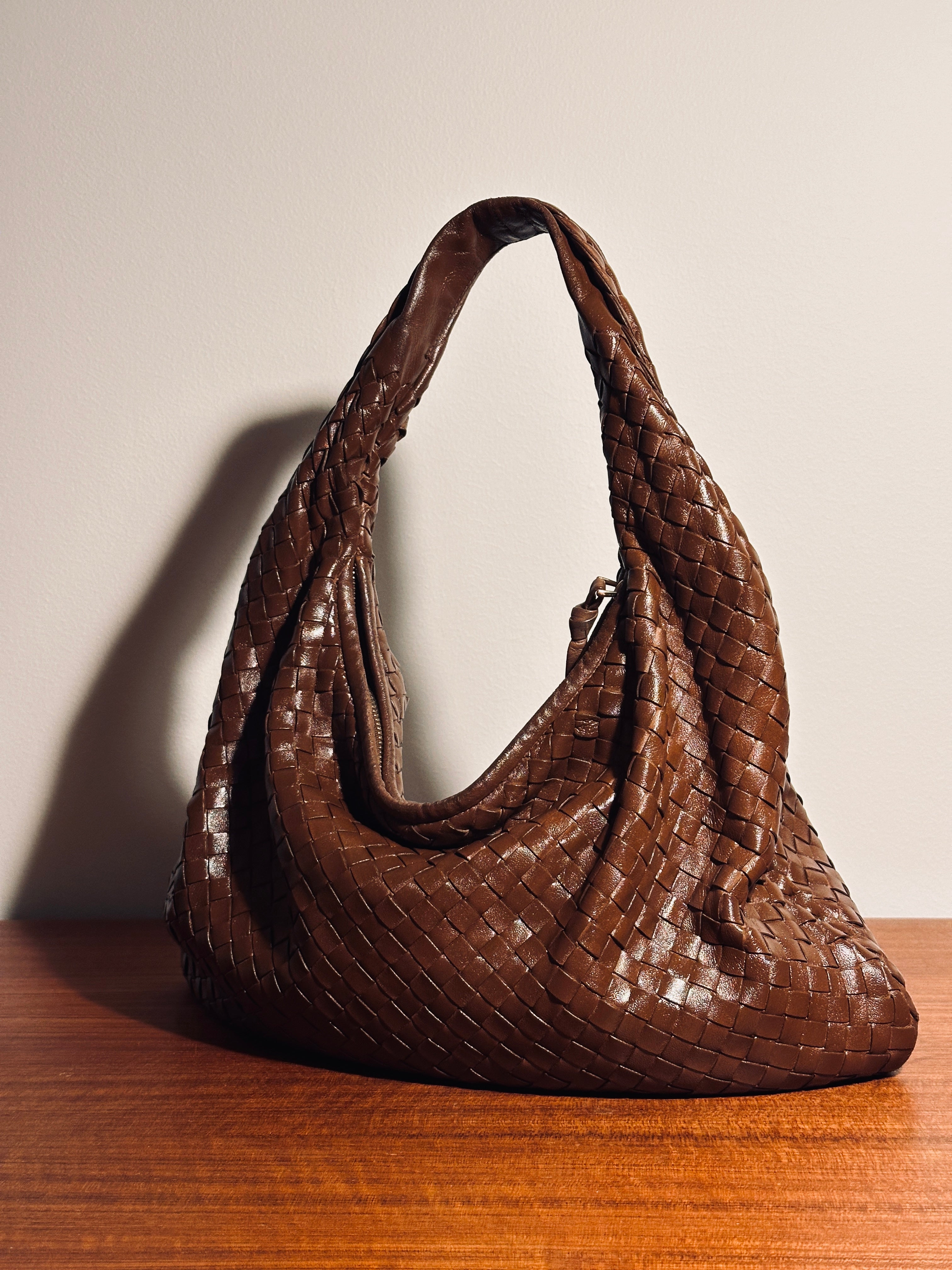 Bottega Veneta Medium Veneta