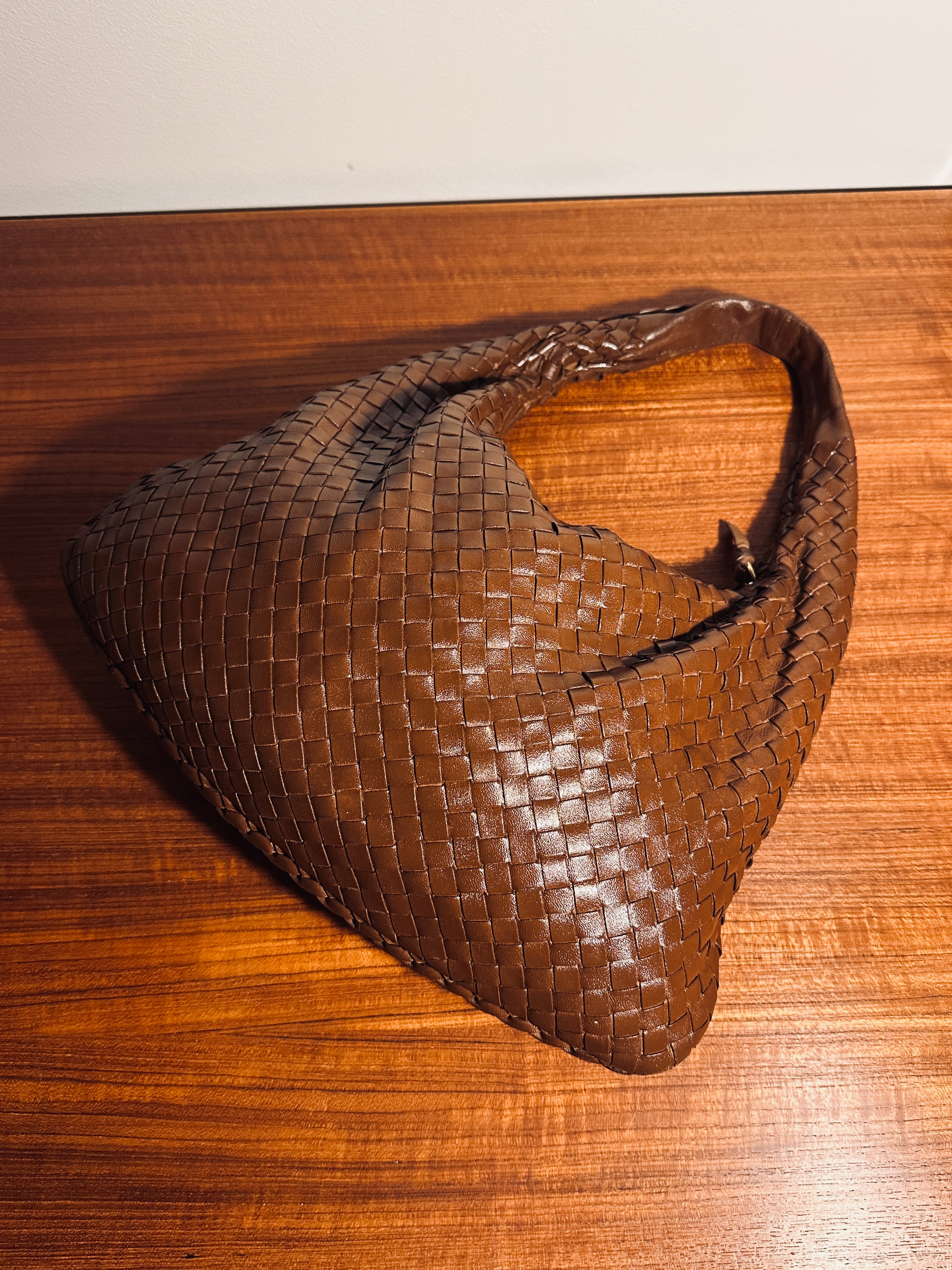 Bottega Veneta Medium Veneta