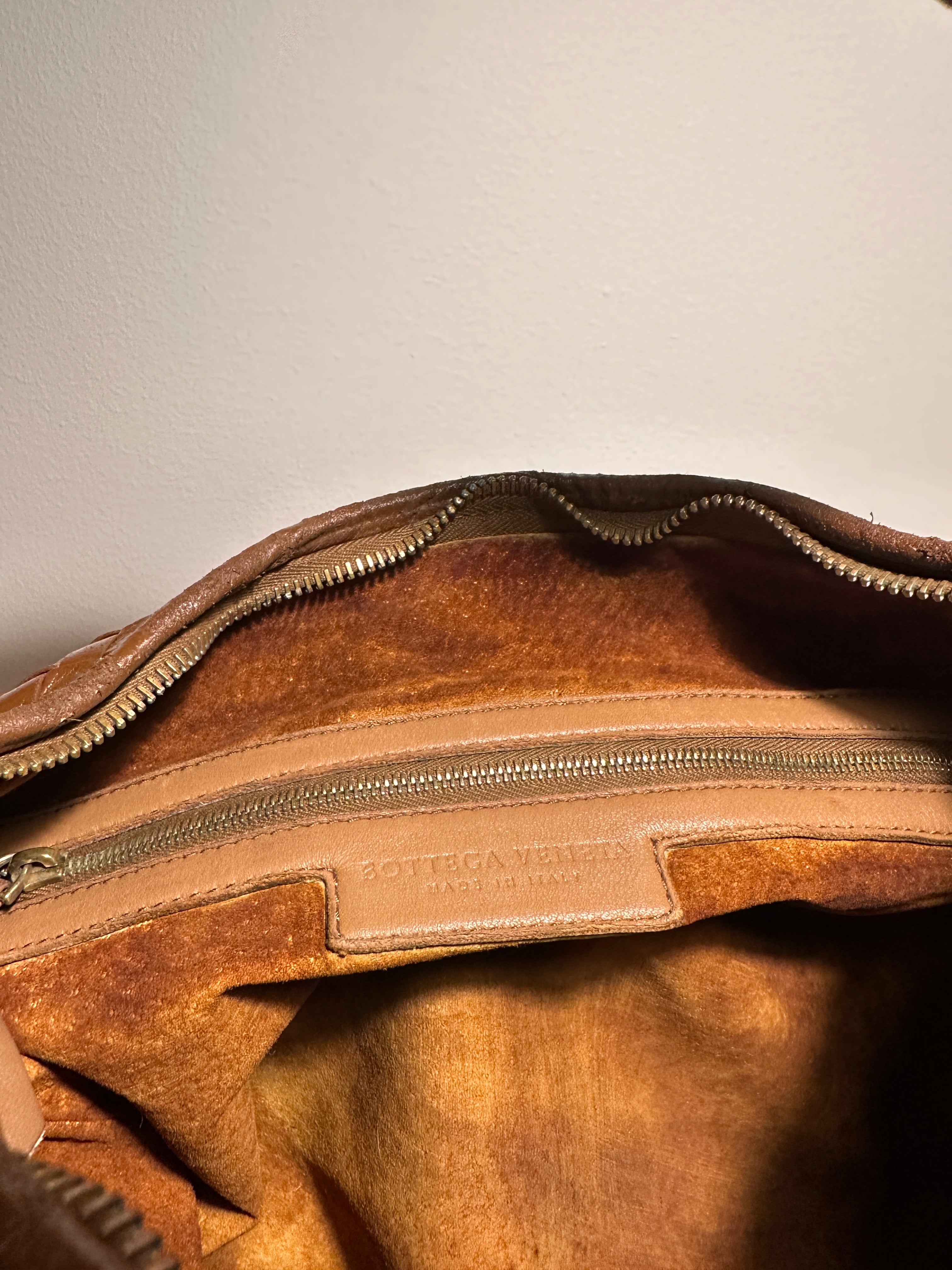 Bottega Veneta Medium Veneta