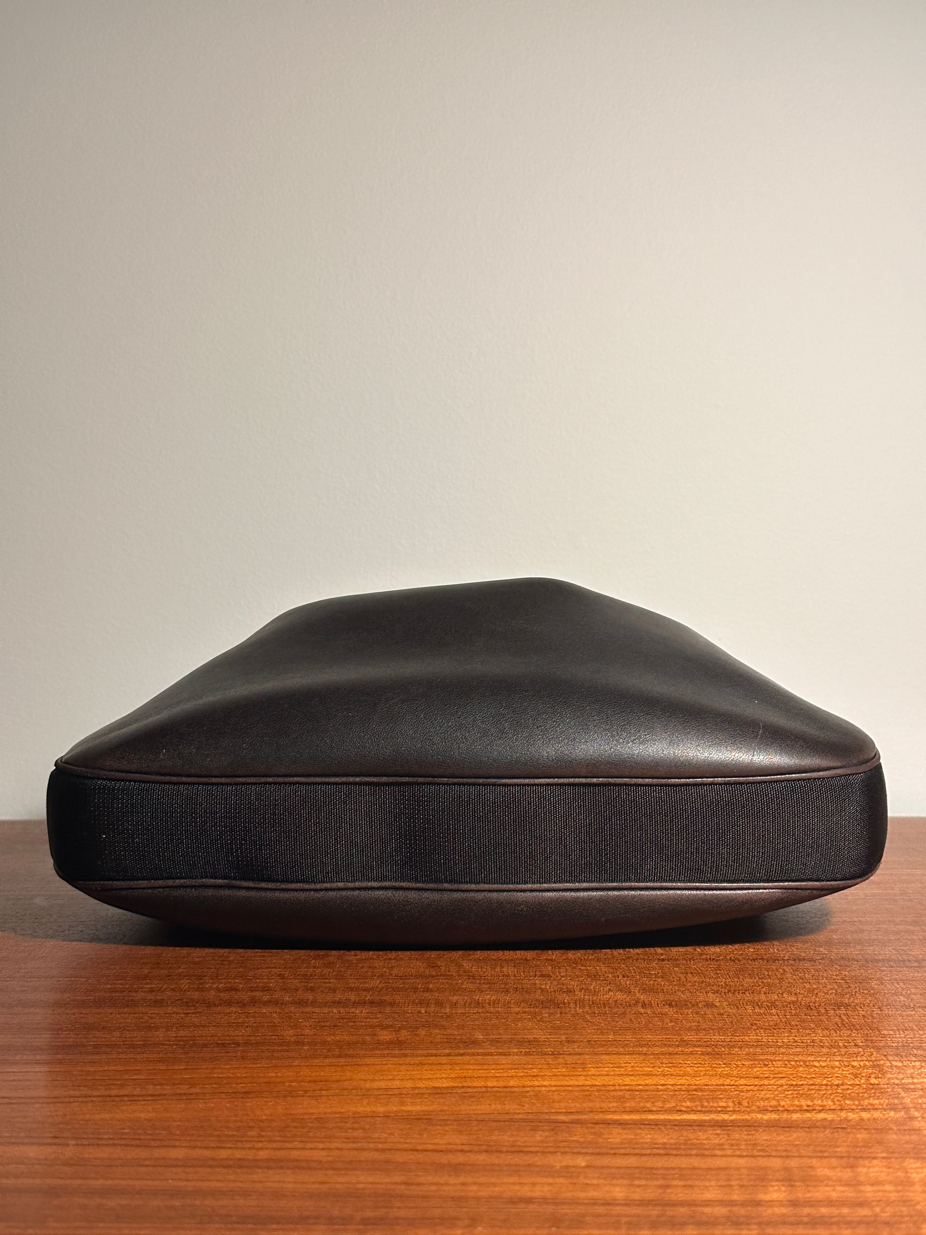 Gucci Attache Shoulderbag