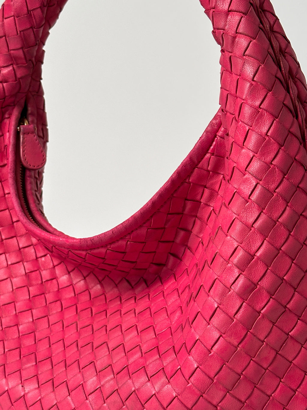 Bottega Veneta Pink Medium Veneta