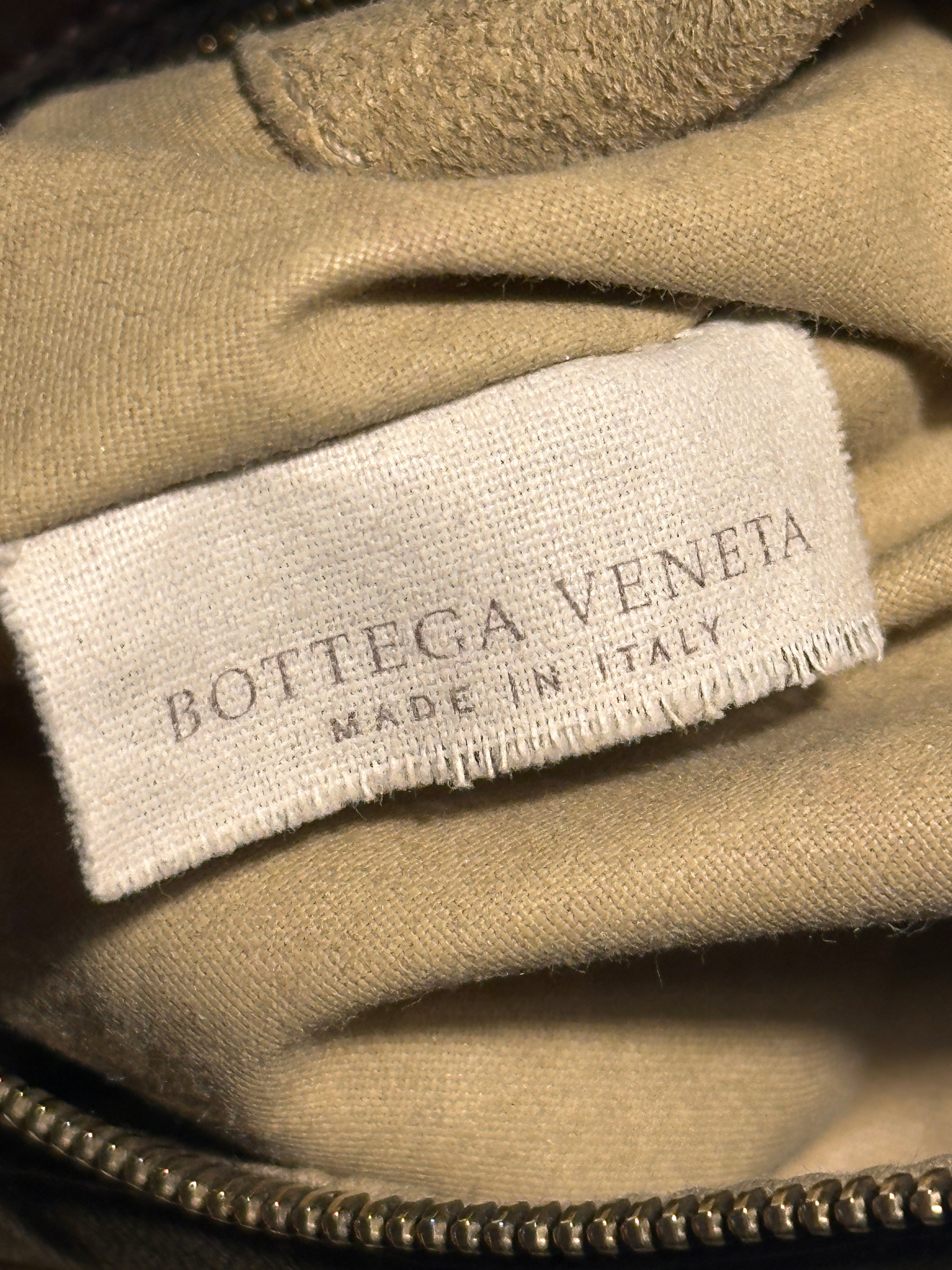 Bottega Veneta Medium Dark Brown Vintage Veneta Shoulderbag