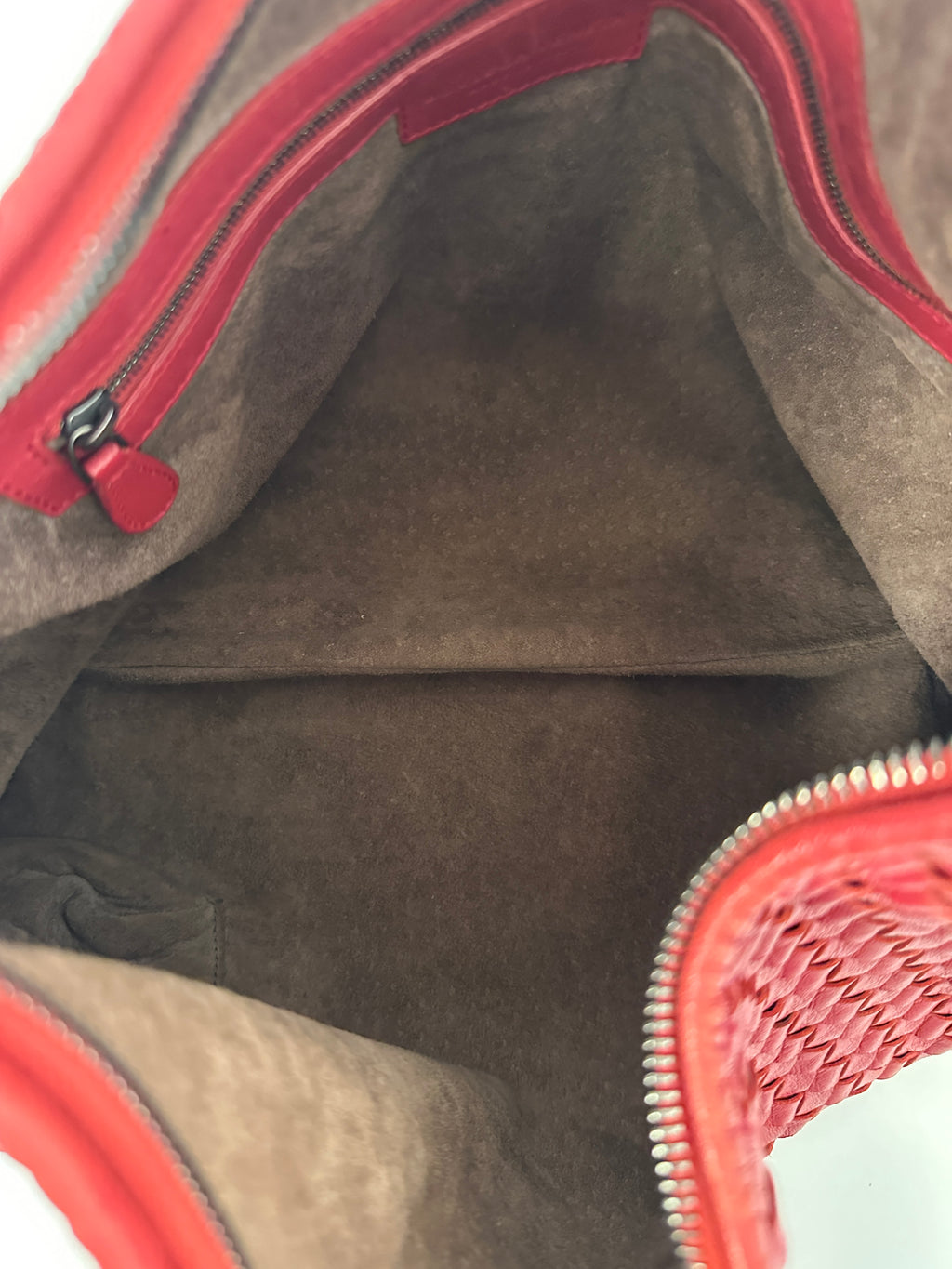 Bottega Veneta Large Veneta Red Leather Shoulderbag