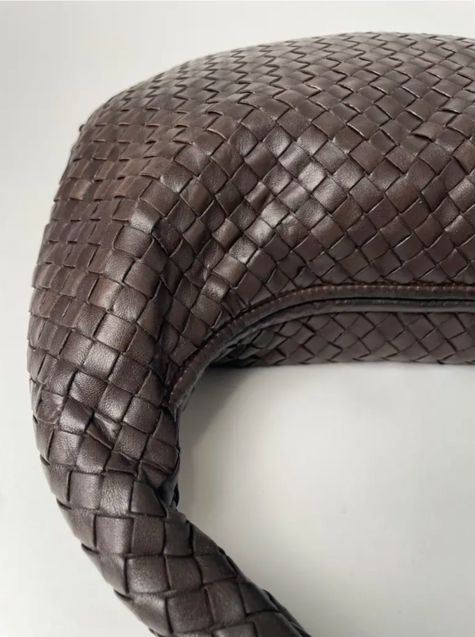 Bottega Veneta Medium Veneta