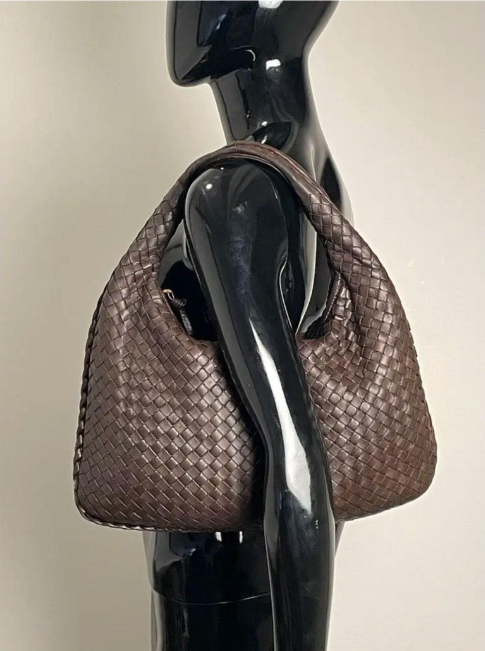 Bottega Veneta Medium Veneta