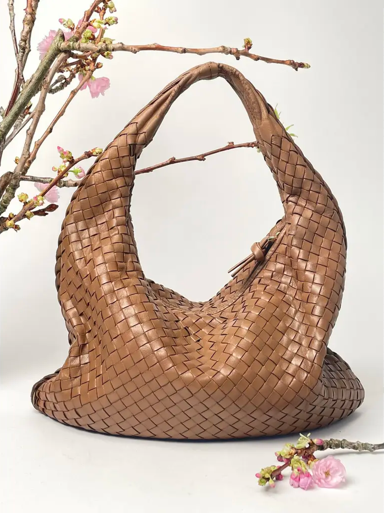 Bottega Veneta Light Brown Medium Veneta