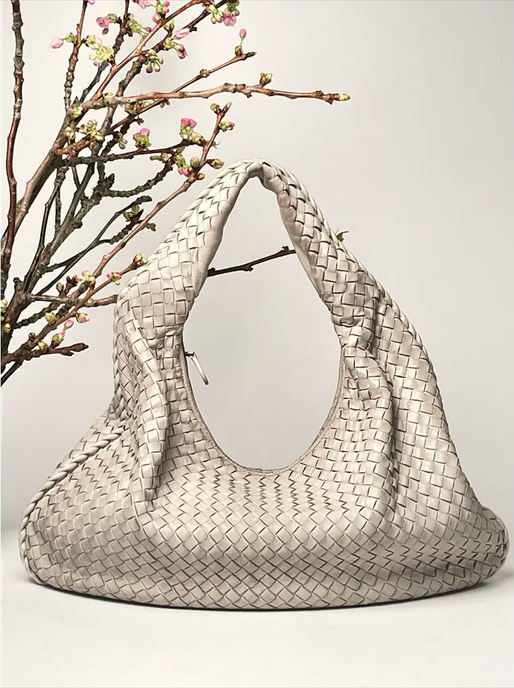 Bottega Veneta Large Beige White Veneta Hobo