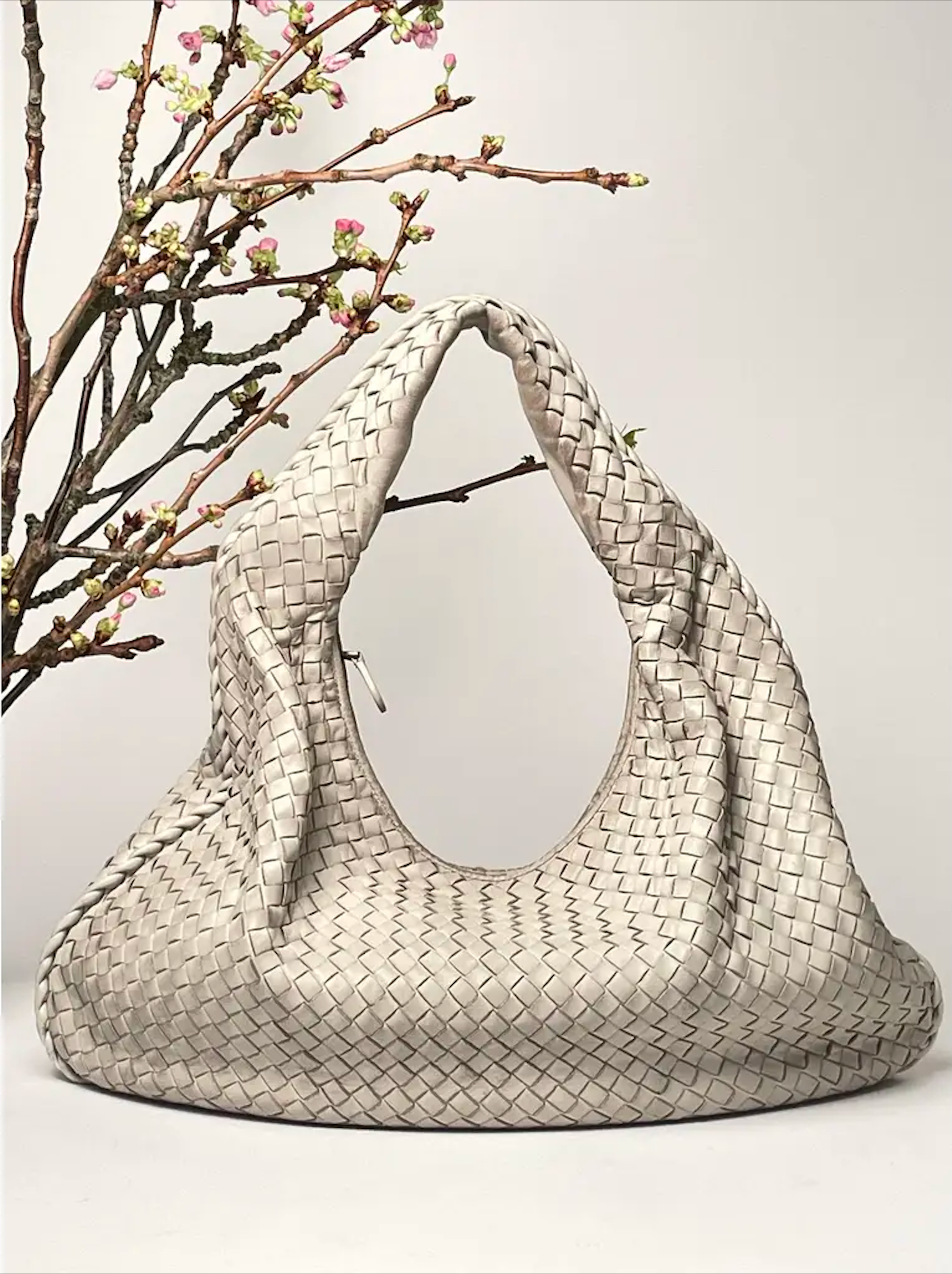 Bottega Veneta Large Beige White Veneta Hobo