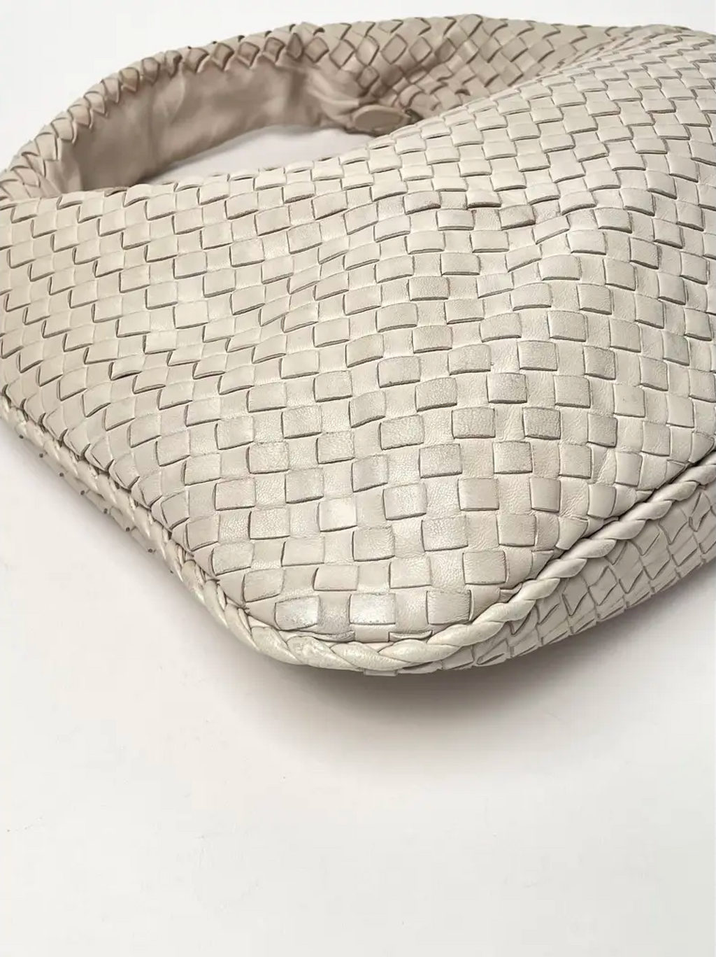 Bottega Veneta Large Beige White Veneta Hobo