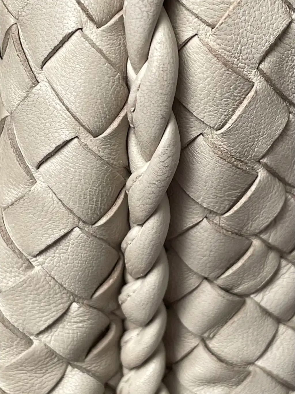 Bottega Veneta Large Beige White Veneta Hobo