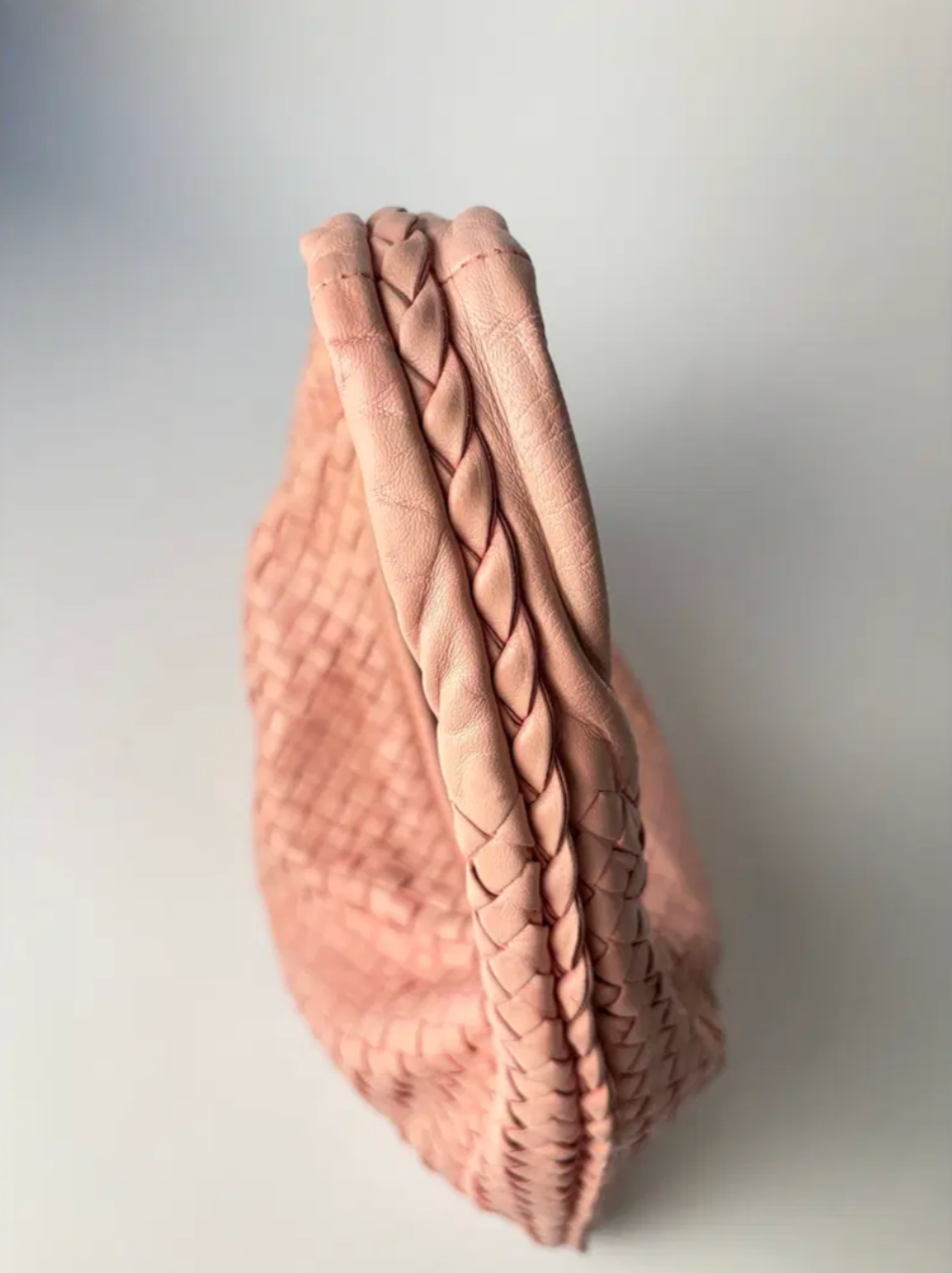 Bottega Veneta Medium Veneta