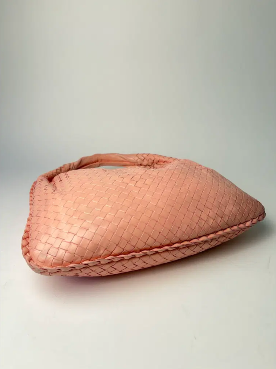 Bottega Veneta Medium Veneta