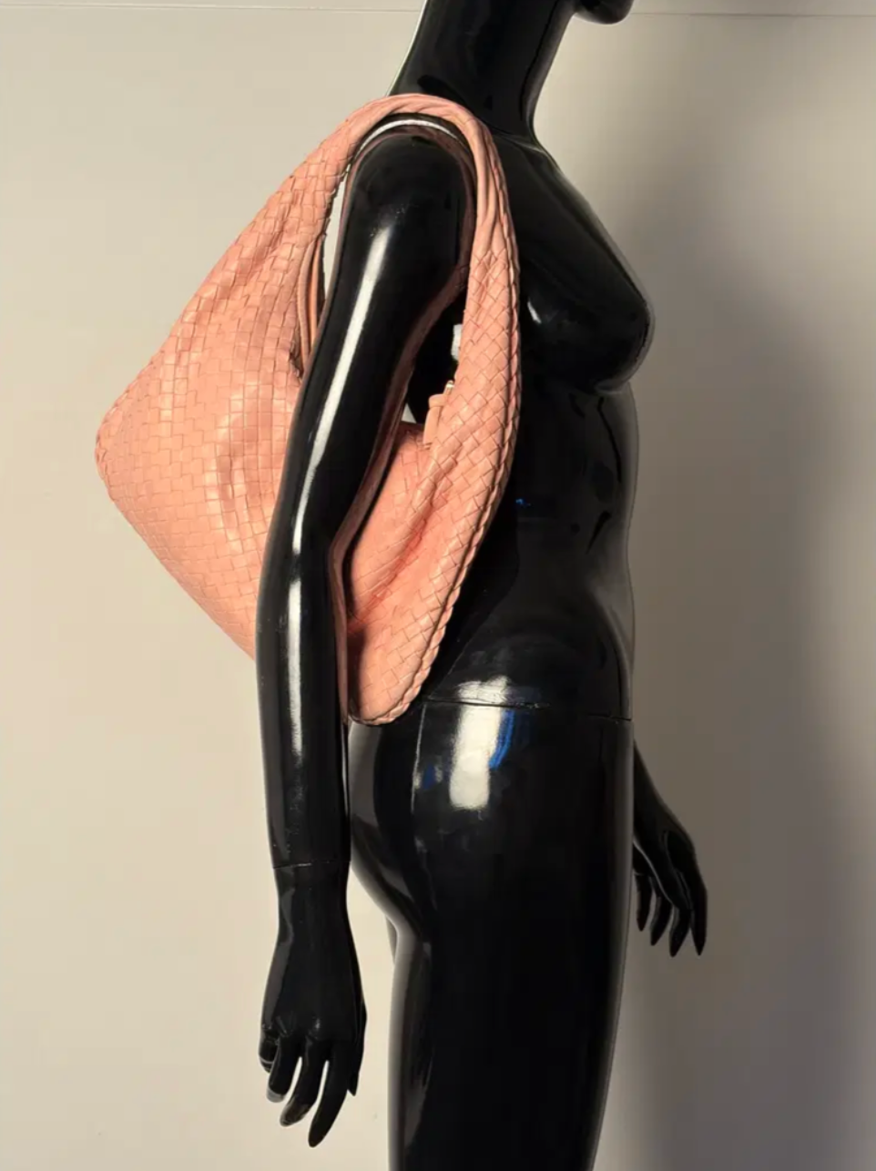 Bottega Veneta Medium Veneta