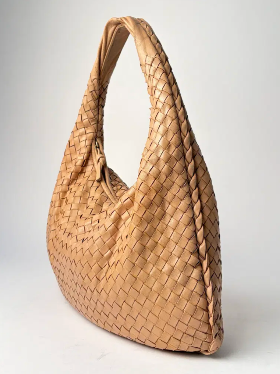 Bottega Veneta Medium Veneta