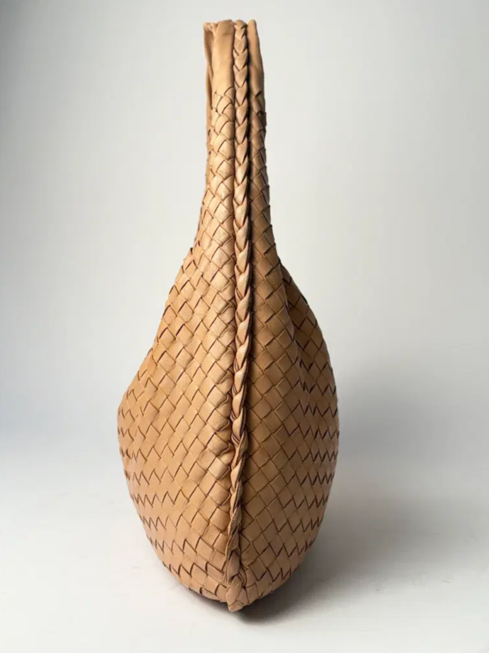 Bottega Veneta Medium Veneta