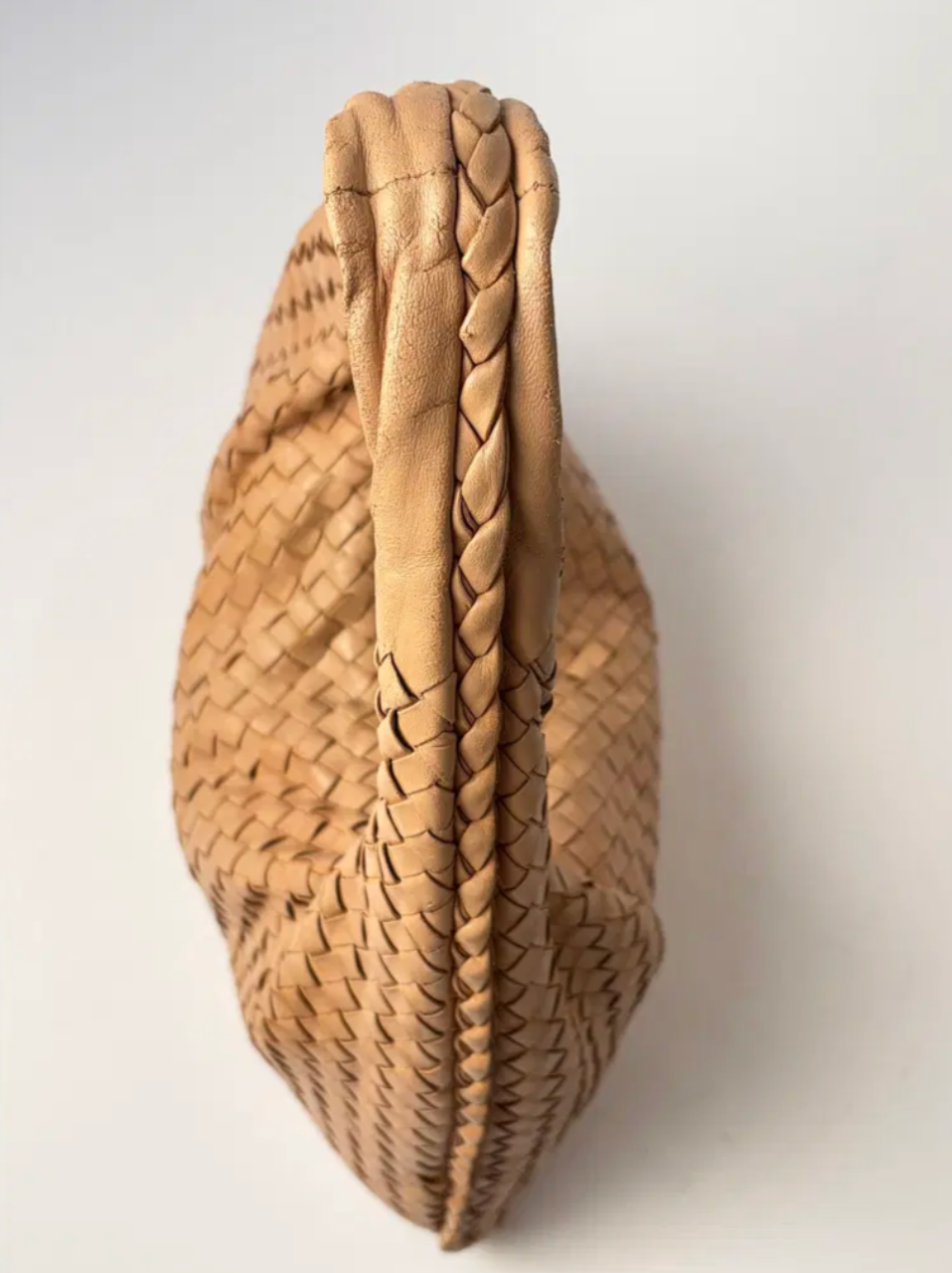 Bottega Veneta Medium Veneta