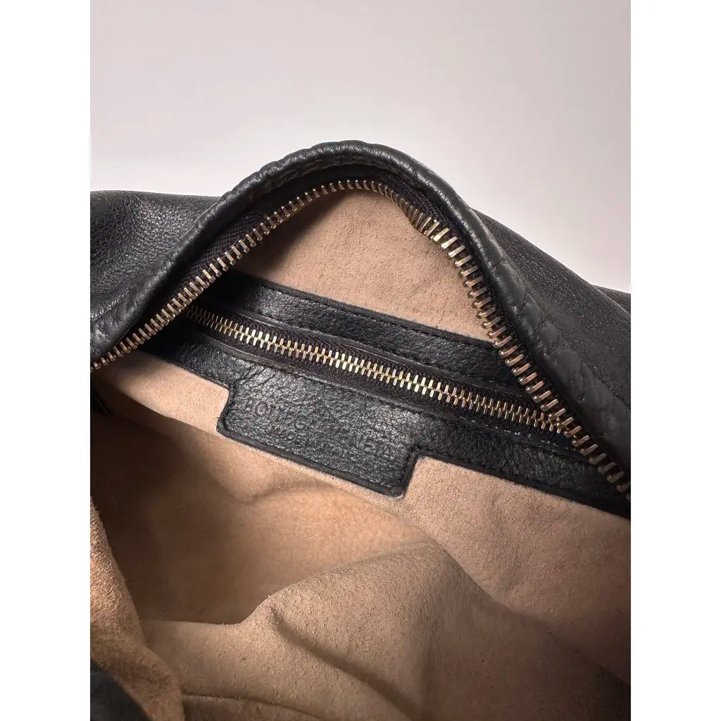 Bottega Veneta Vintage Black Medium Veneta Shoulderbag