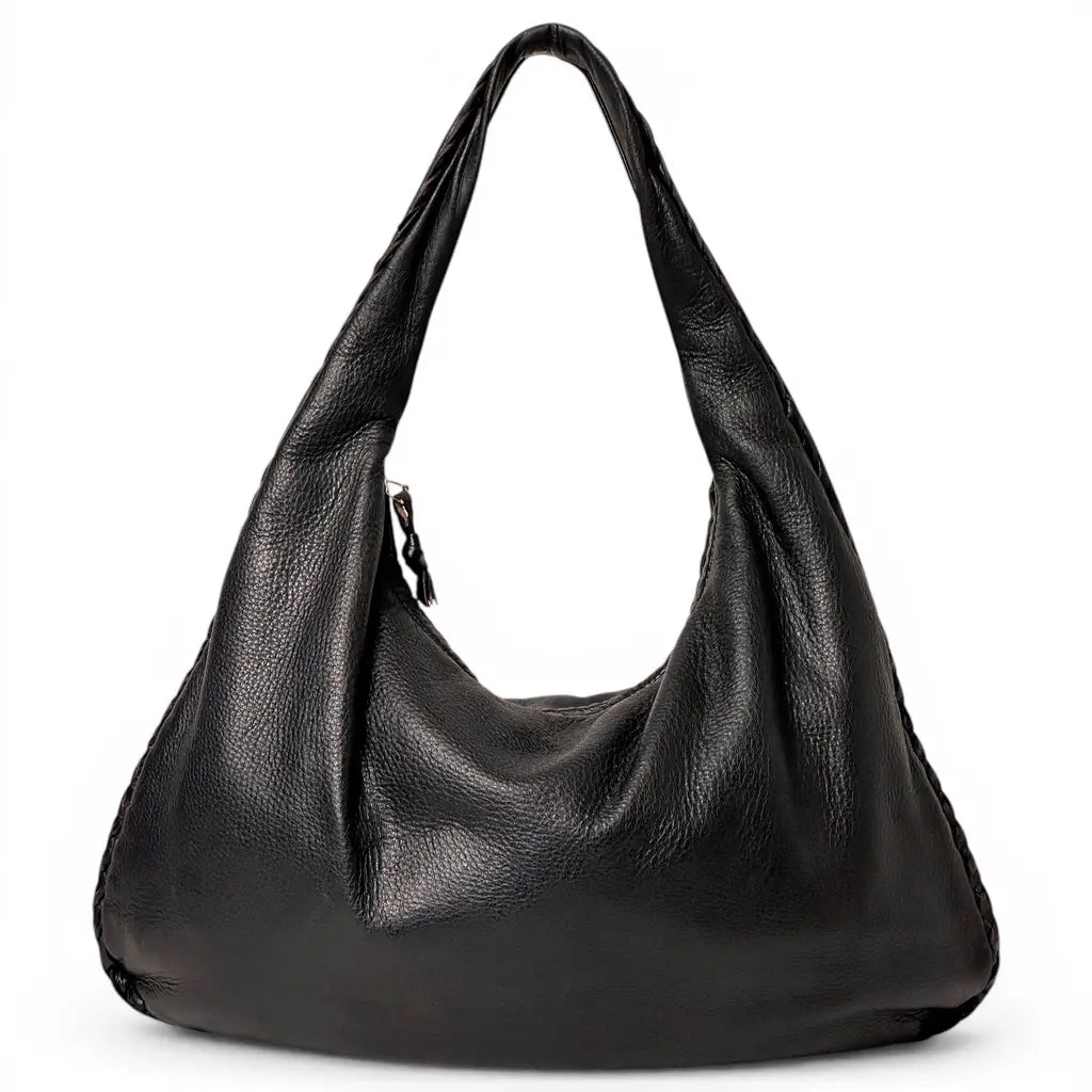 Bottega Veneta Vintage Black Medium Veneta Shoulderbag