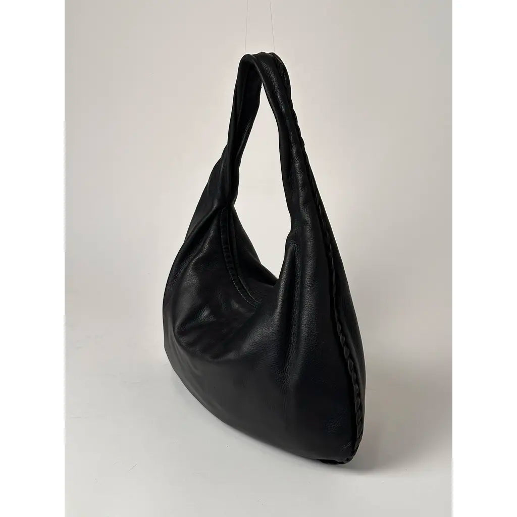 Bottega Veneta Vintage Black Medium Veneta Shoulderbag